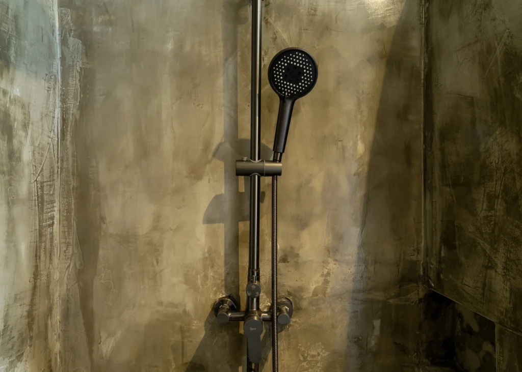 Foundry private mezzanine room at Iron Wave Uluwatu surf hostel, Uluwatu — photo 6
