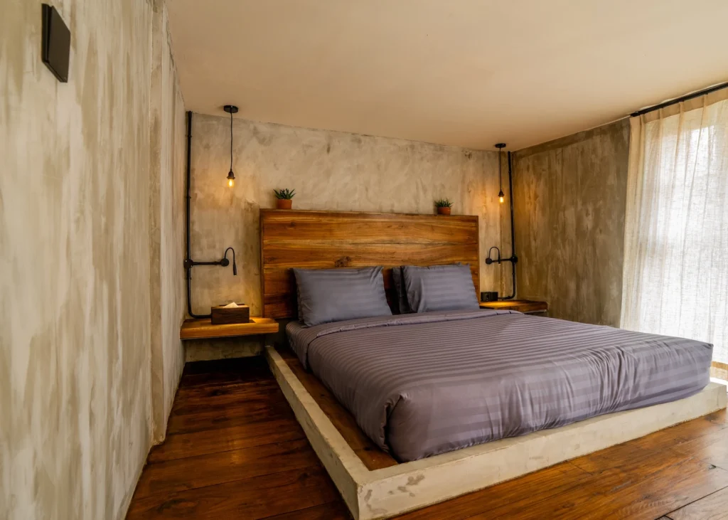 Foundry private mezzanine room at Iron Wave Uluwatu surf hostel, Uluwatu — photo 7